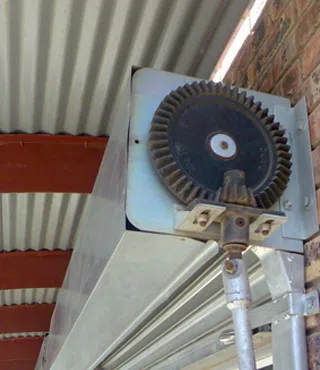 SanAntonio Garage Door Shop San Antonio, TX 210-245-6069 - sb-rolling-garage-doors-01